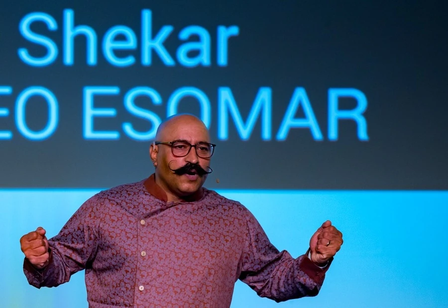 Pravin Shekar on stage
